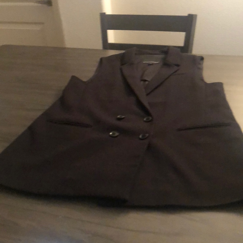 Vest long in length.